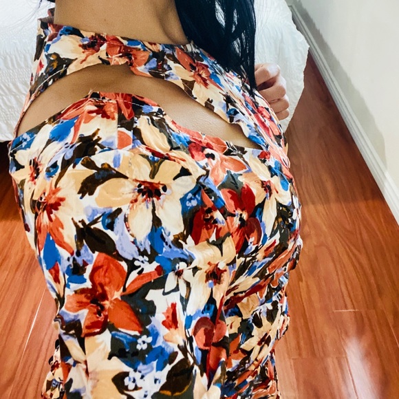 Floral print dress - Picture 3 of 5